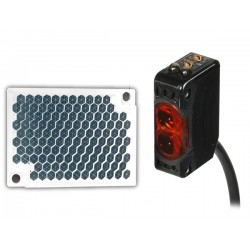 Autonics Photo Sensor, Polarized Retroreflective, 3m Sensing, Light/Dark On, Transistor Output, 12-24 VDC